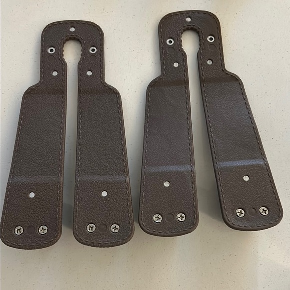 ✨2/$10✨NWOT Car Brown  Headrest Hooks - Picture 3 of 4